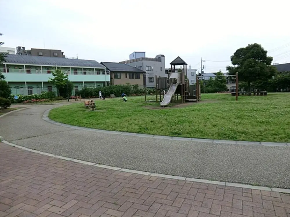 Slide 4