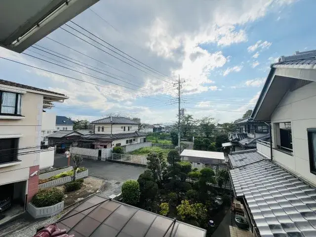 Slide 4