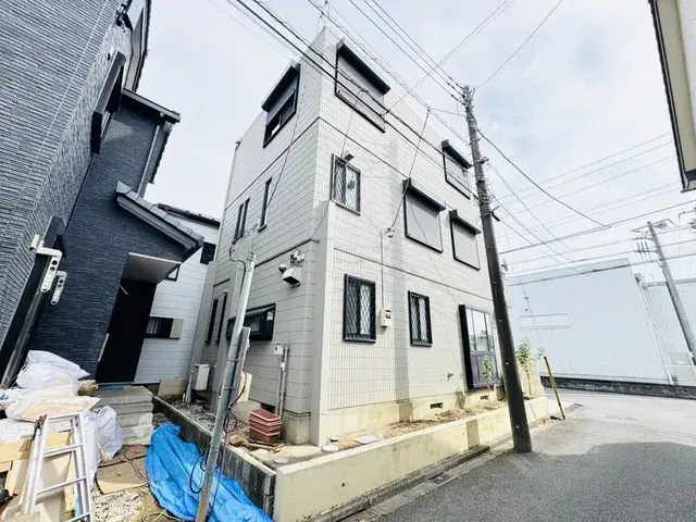 Slide 3