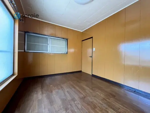 Slide 4
