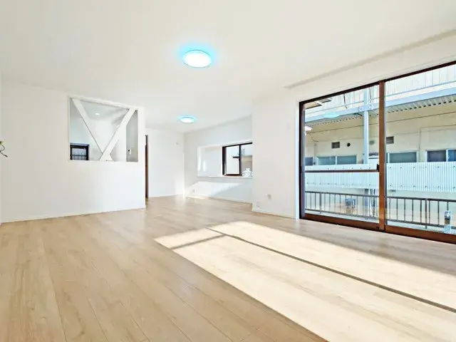 Slide 4