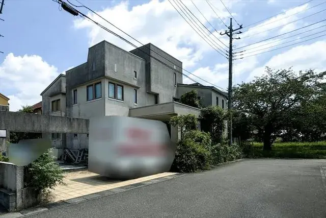 Slide 3