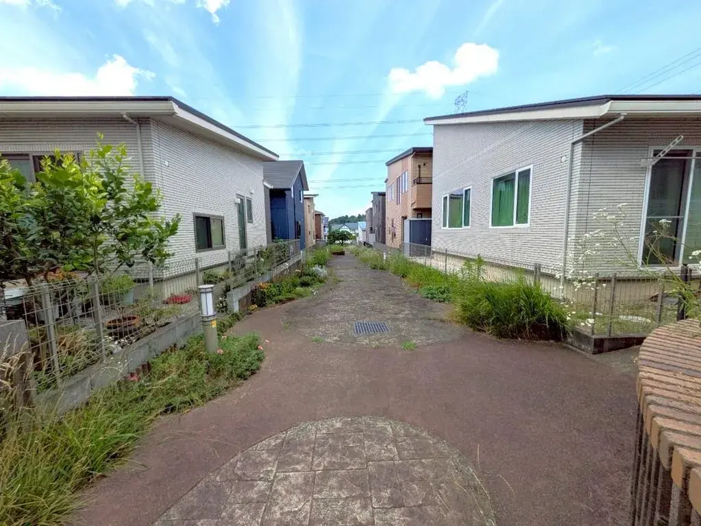 Slide 4