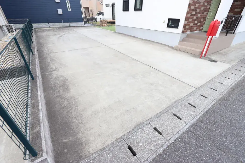 Slide 4
