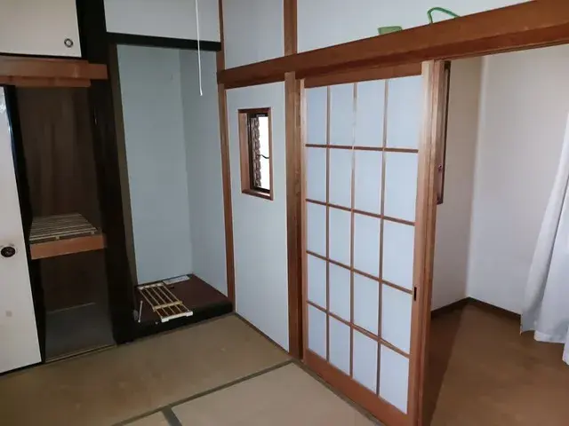 Slide 4