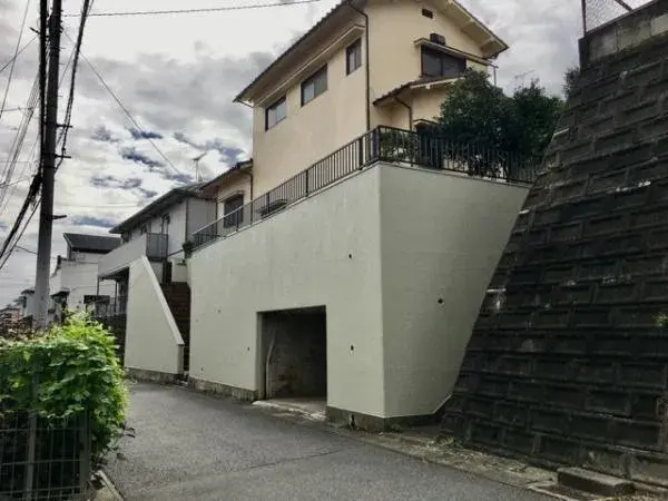 Slide 0