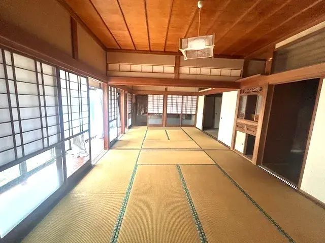 Slide 4