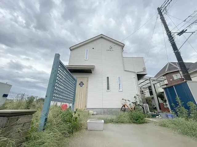 Slide 3