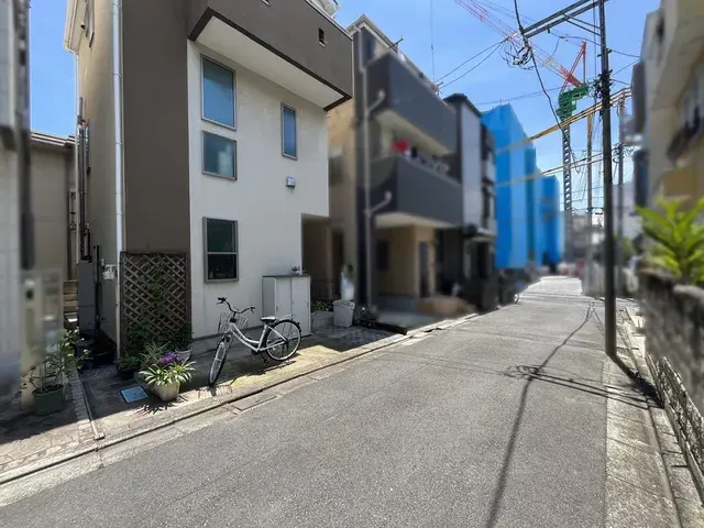 Slide 4