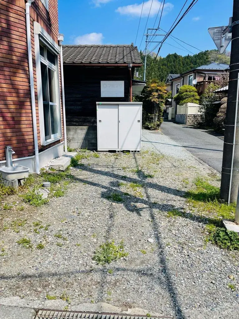 Slide 4