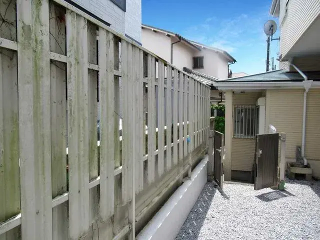 Slide 4