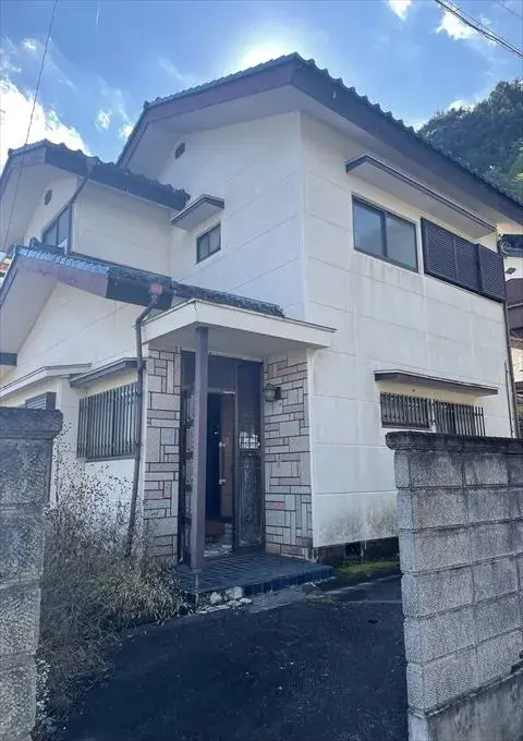 Slide 0