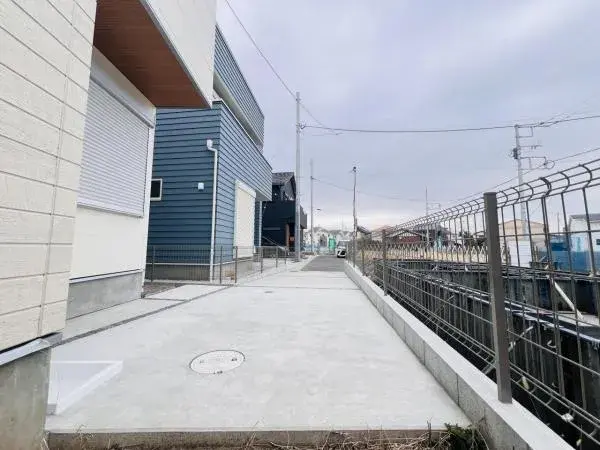 Slide 4