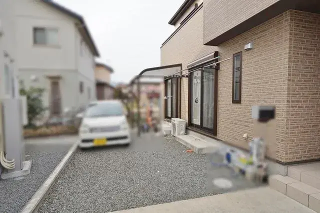 Slide 4