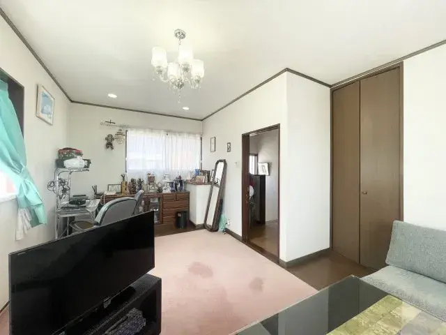 Slide 9