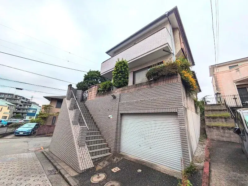 Slide 0