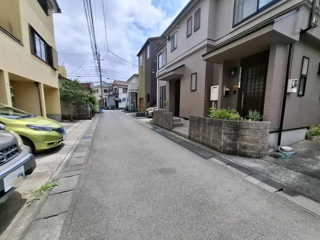 Slide 4