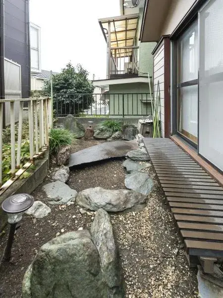 Slide 4