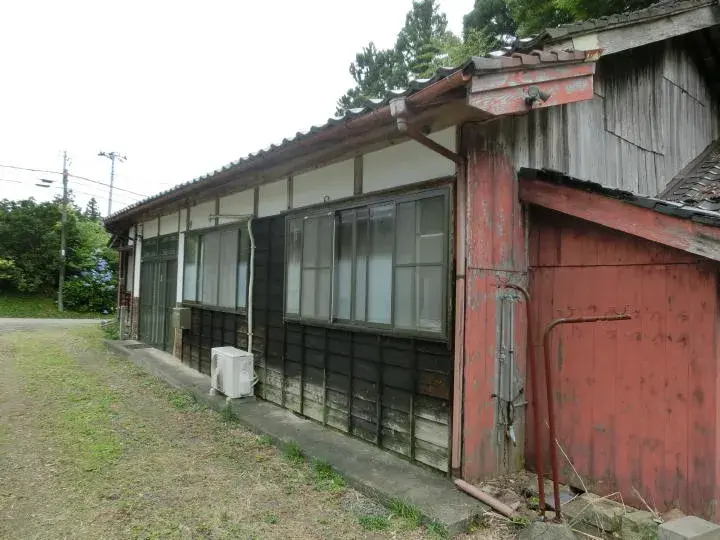 Slide 1