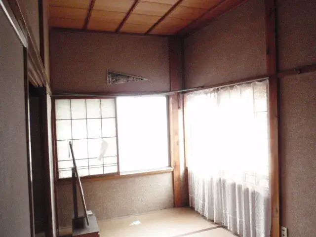 Slide 4