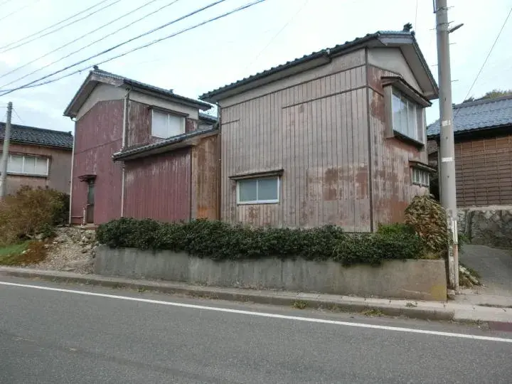 Slide 3