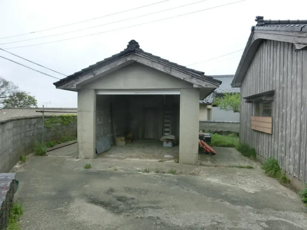 Slide 4