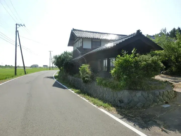 Slide 4