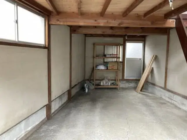 Slide 4