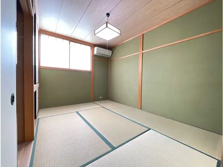 Slide 4