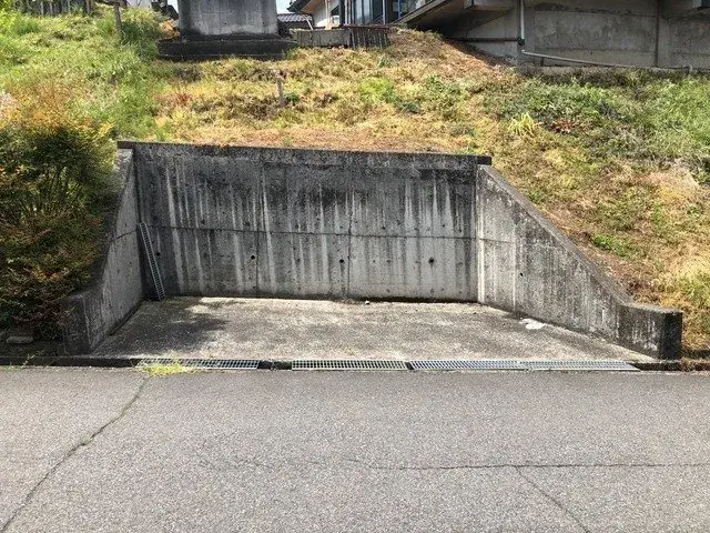 Slide 4