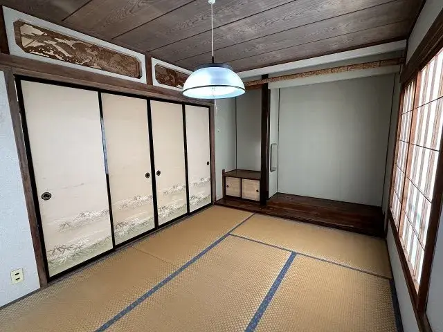 Slide 4