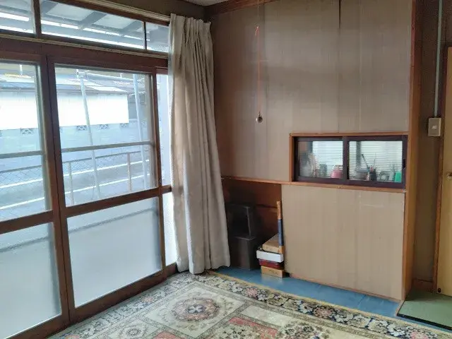 Slide 4