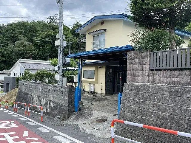 Slide 0