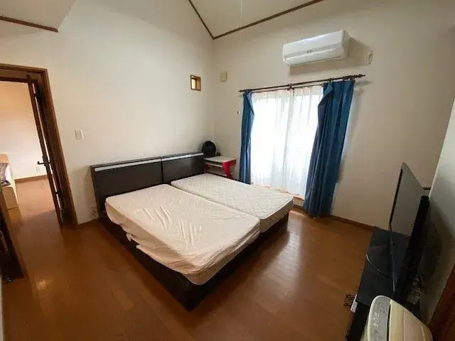 Slide 7