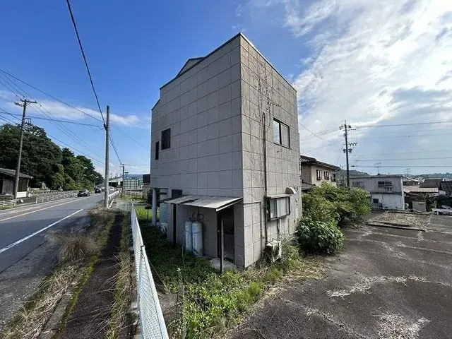 Slide 3