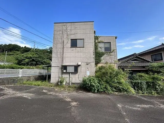 Slide 4