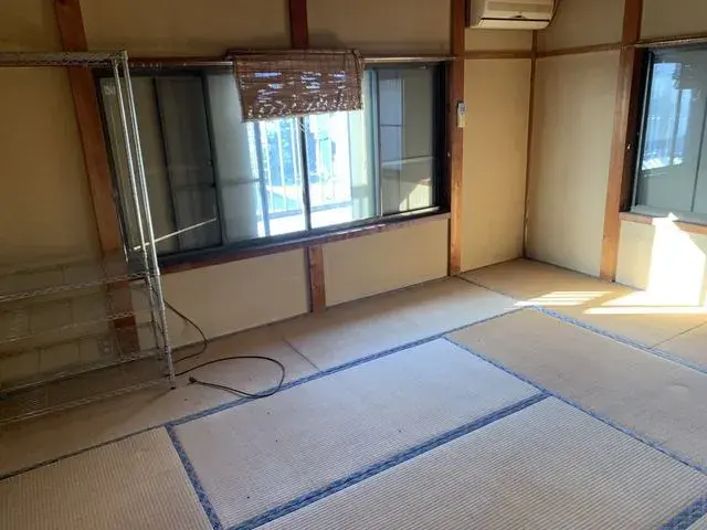Slide 4