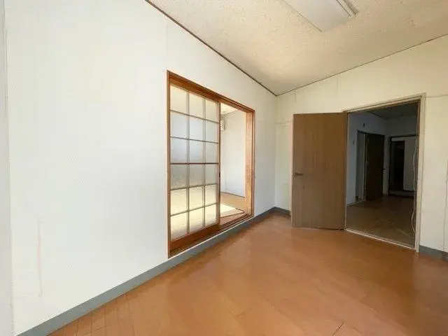 Slide 4