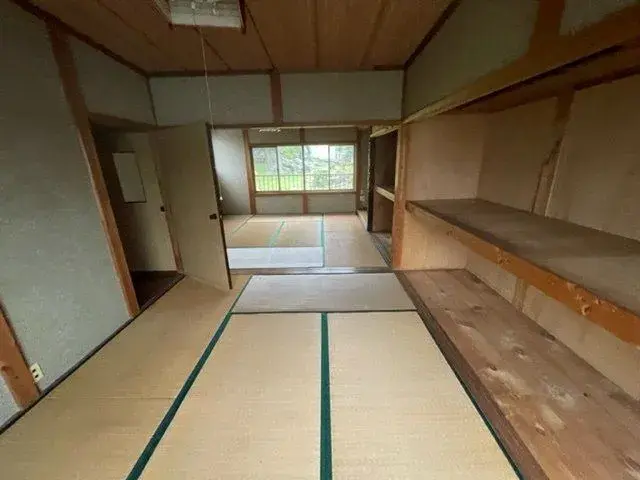 Slide 5