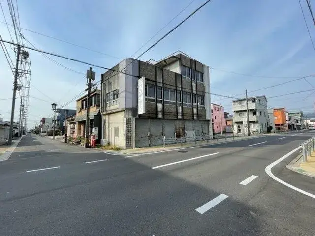 Slide 3
