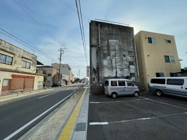 Slide 4