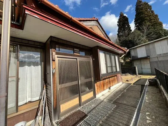Slide 1