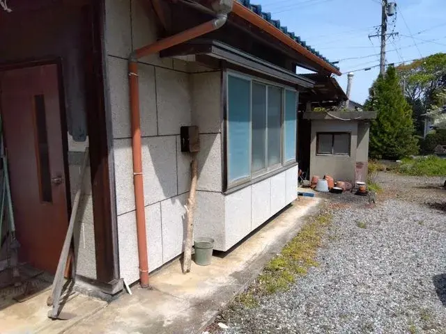 Slide 8