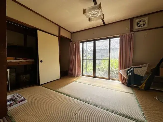 Slide 4