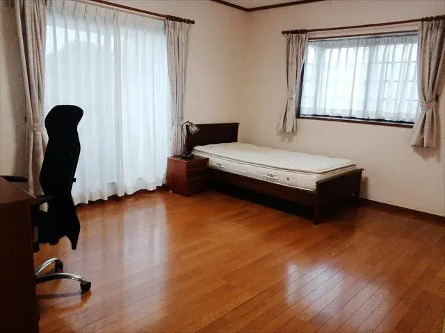 Slide 4