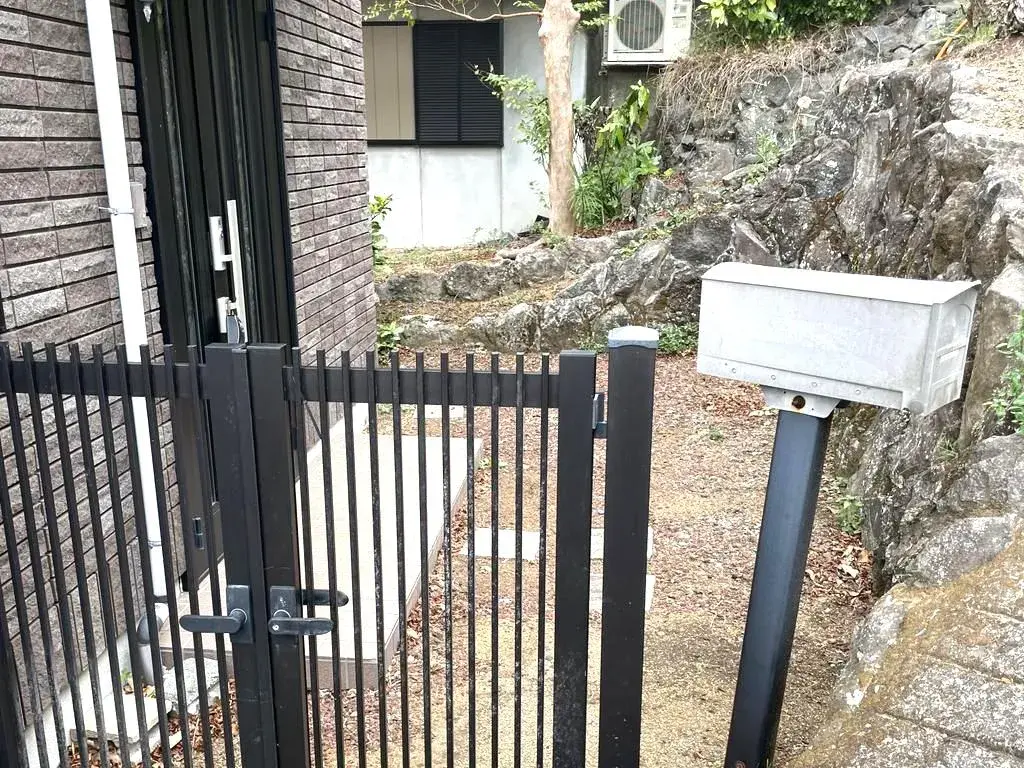 Slide 4