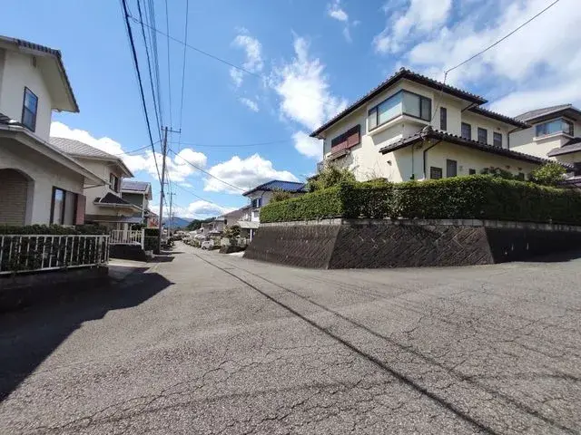 Slide 4