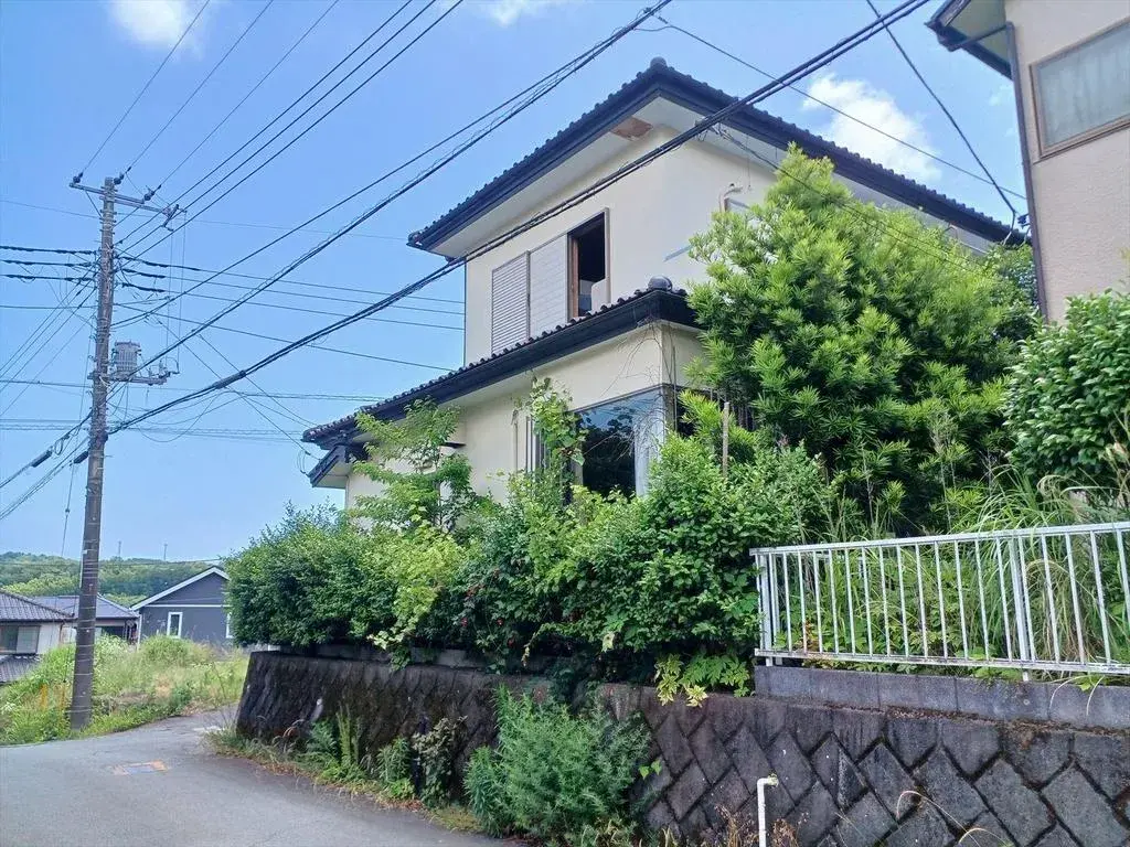 Slide 4