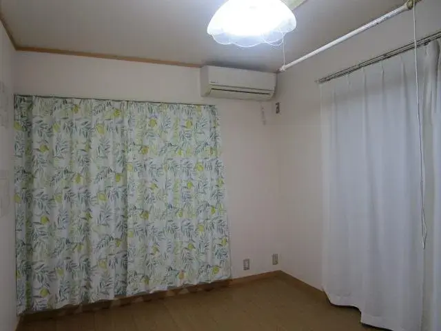 Slide 4