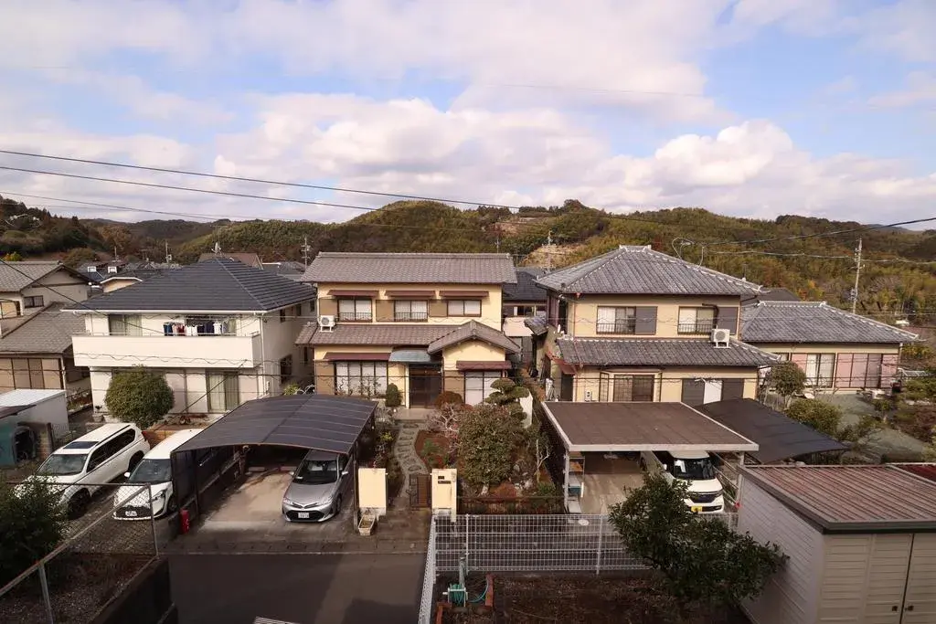 Slide 1
